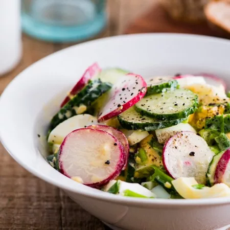 Cucumber and radish salad — recipe