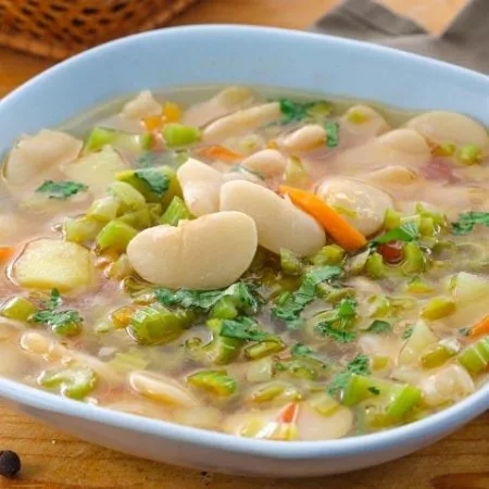 Light celery soup — recipe